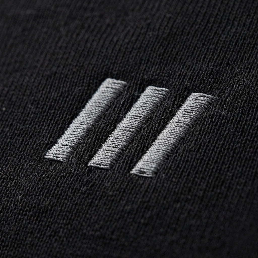 T-SHIRT – Black Box fit